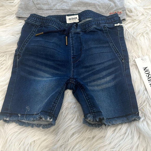 Hudson - Picture 2 of 4